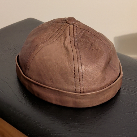 CROWN CAP oiled lambskin leather beanie - size large - Picture 2 of 7